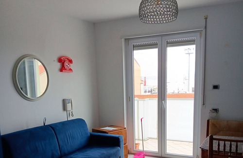 Savona Apartment | Apartment 'Frontemare' with Sea View, Wi-Fi and Air Conditioning