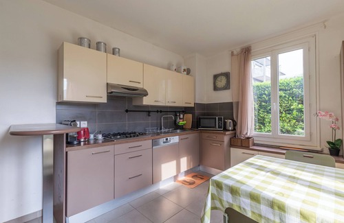 Thyez Villa | Apartment 'Gab's House Vallée' with Mountain View, Garden & Wi-Fi