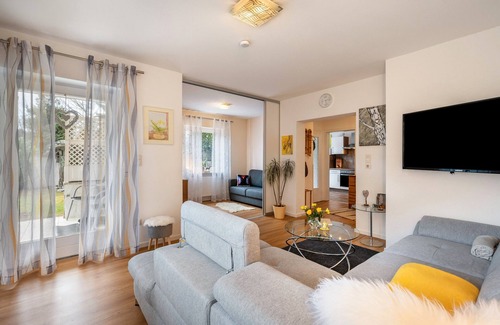 Hornberg Apartment | Apartment 'Gaby Lehmann' with Private Terrace, Shared Garden and Wi-Fi