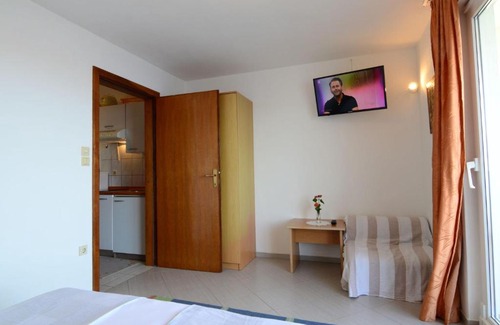 Razanj Apartment | Apartment Galeb - ROZ 104 by Interhome