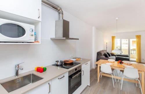 L'Escala Apartment | Apartment Garbi Park by Interhome