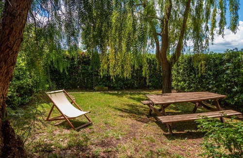 Grosseto Apartment | Apartment 'Gelsomini' with Private Garden, Wi-Fi and Air Conditioning