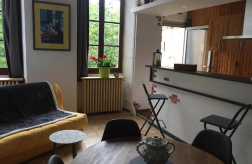 Villefort Apartment | Apartment 'Gîte De La Chatiere' with Mountain View, Private Terrace and Wi-Fi