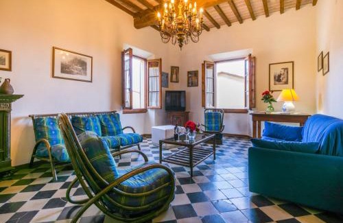 Poggibonsi Apartment | Apartment Giuggiolo 4 by Interhome