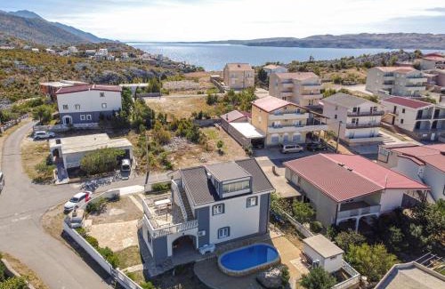 Cesarica Apartment | Apartment Golic-2 by Interhome