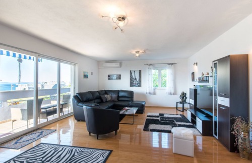 Znjan Apartment | Apartment Gorana (45091-A1) - Split
