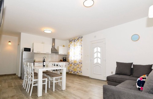 Poljica Apartment | Apartment Gordana Mar - with pool : A2H(4+2) - Vrsi, Zadar riviera, Croatia