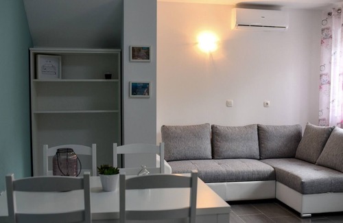 Poljica Apartment | Apartment Gordana Mar - with pool : A1(2+2) - Vrsi, Zadar riviera, Croatia