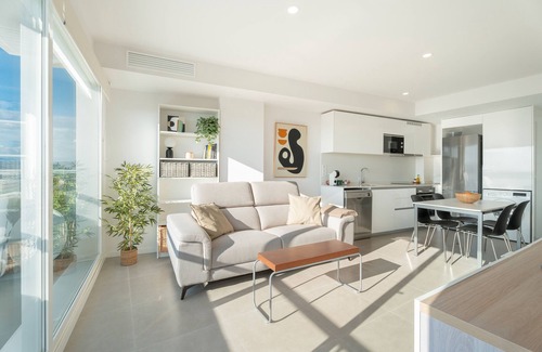 Sagunto Apartment | Apartment 'Gran Canet' with Sea View, Wi-Fi and Air Conditioning