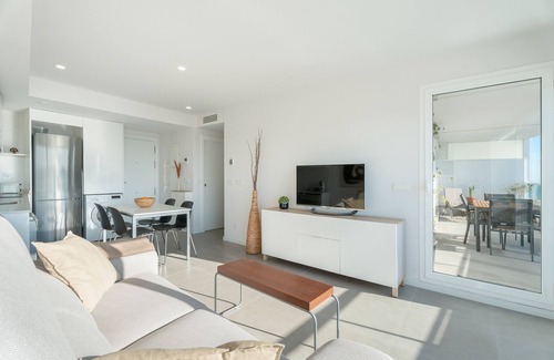Sagunto Apartment | Apartment 'Gran Canet' with Sea View, Wi-Fi and Air Conditioning
