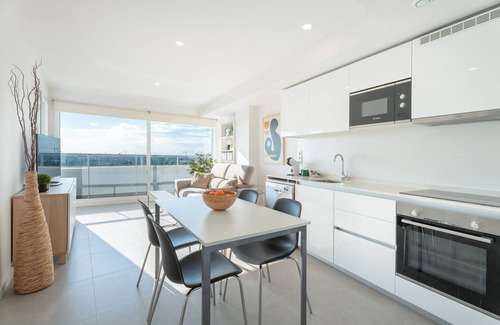 Sagunto Apartment | Apartment 'Gran Canet' with Sea View, Wi-Fi and Air Conditioning