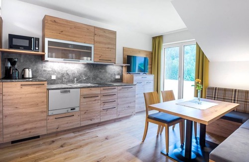 Hinterstoder Apartment | Apartment Gr. Priel, wonderful mountain view, balcony - Appartementhaus Madlen