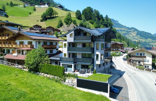 Grossarl Apartment | Apartment "Grauzone Grossarl Nr. 5 Mountain" with Mountain View, Private Terrace and Wi-Fi