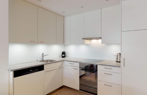 Celerina-Schlarigna Apartment | Apartment house in super convenient location.