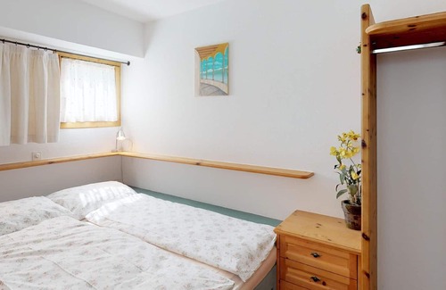 Celerina-Schlarigna Apartment | Apartment house in super convenient location.