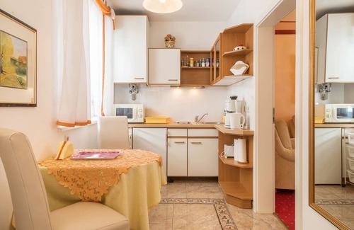 Friedrichshafen Apartment | Apartment “Haus Marschall - Wohnung 3” directly on Lake Constance with Terrace