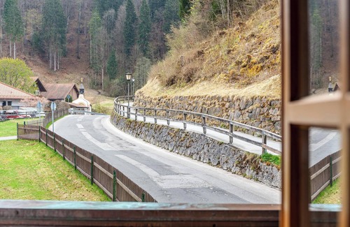 Hammersbach Apartment | Apartment 'Haus Niklos - Waldeck' with Mountain View, Garden & Wi-Fi