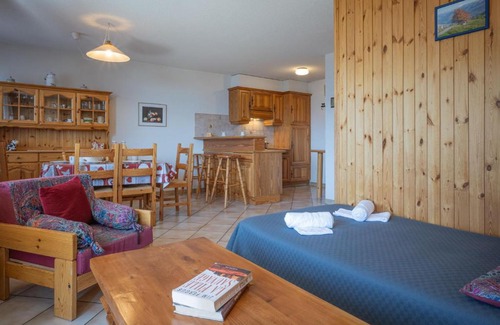 Ovronnaz Apartment | Apartment Hauts de Morthey 12 by Interhome