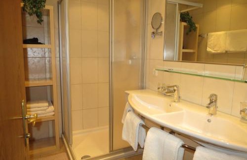 Sankt Anton am Arlberg Apartment | Apartment Hof am Schönbach-1 by Interhome