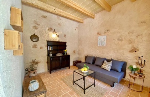 Porreres Ski Chalet | Apartment "Hogar" Homeoffice/vacation on the Finca Can Maiol. A place to relax