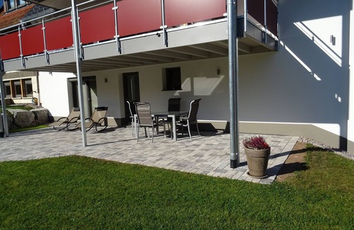 Unterkirnach Apartment | Apartment 'Holzwieb' with Private Terrace, Shared Garden and Wi-Fi