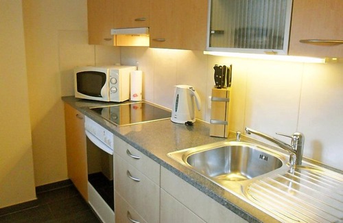 Grindelwald Apartment | Apartment Hotel Hirschen in Grindelwald - 5 persons, 3 bedrooms