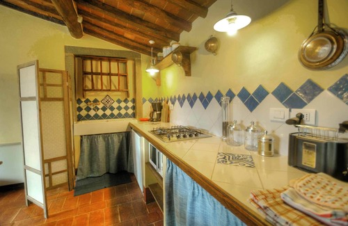 Montalla Apartment | Apartment/house in a Tuscan stonehouse with private swimming pool and garden