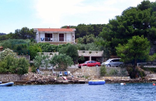 Necujam Apartment | Apartment Jagoda (10205-A1) - Necujam - island Solta