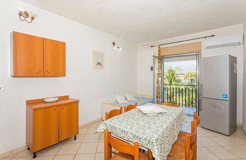Fondachello Apartment | Apartment 'I Ciottoli Dello Ionio - Apt 18' with Sea View, Shared Terrace and Balcony