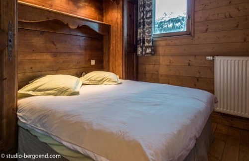 Arc-1800 Apartment | Apartment in Arcs 1800 with direct slope access and spa