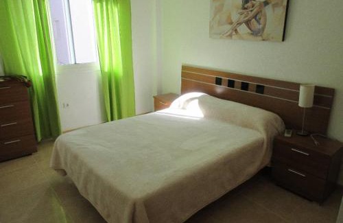 Torrevieja Apartment | Apartment Ideally Located Between The Sea And The City Center - 2