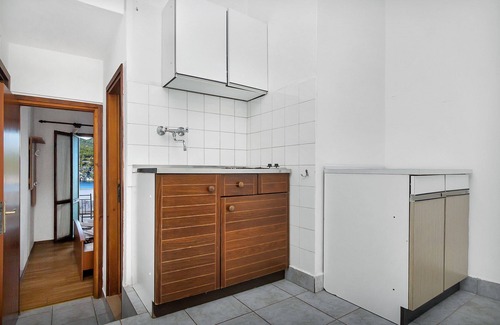 Pokrivenik Apartment | Apartment Igor - 5 m from beach: B(2+2) - Cove Pokrivenik, Island Hvar, Croatia