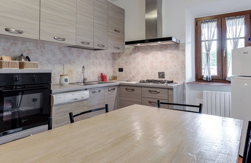 Pelago Apartment | Apartment 'Il Cerro La Capanna Piano Terra' with Shared Pool and Shared Garden