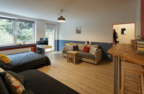 Duisburg City Center Apartment | Apartment im Zentrum mit Terrasse und Parkplatz