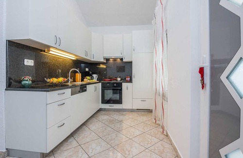 Vir Apartment | Apartment in a quiet area | for 4 persons | 20 m from beach