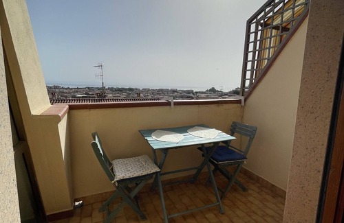 Scalea Apartment | Apartment in a quiet neighborhood overlooking the city and the sea