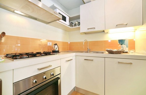 Lucca Historical Center Apartment | Apartment in Amphiteatre Square inside the Walls