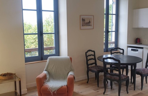 Hautefort Apartment | Apartment in an 18th century building in the heart of the village of Hautefort.