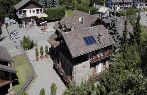 Antey-Saint-Andre Apartment | Apartment in Antey-Saint-André near Ski Lift