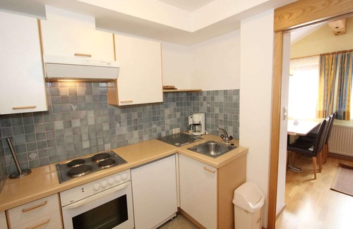 Huben Apartment | Apartment in Langenfeld with sauna