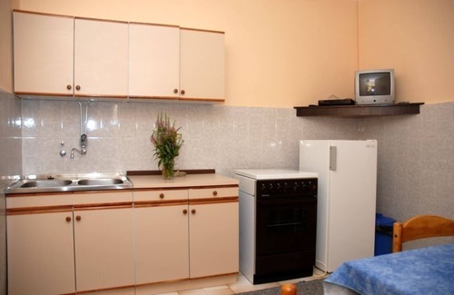 Barbat na Rabu Apartment | Apartment in Barbat with Seaview, Balcony, Air condition (660-5)