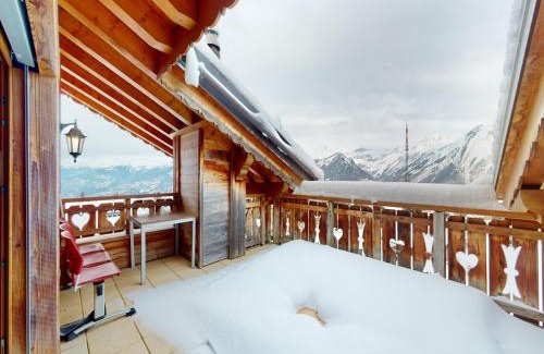 Saint-Pierre-de-Clages Apartment | Apartment in central location with views