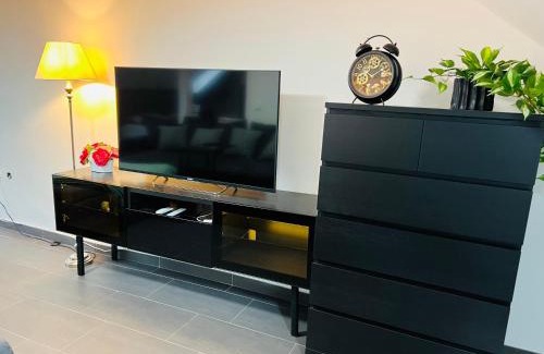 Rhein-Erft-Kreis District Apartment | Apartment in Erftstadt , Phantasialand Brühl bei Cologne, Zentral, Bahnhof nah