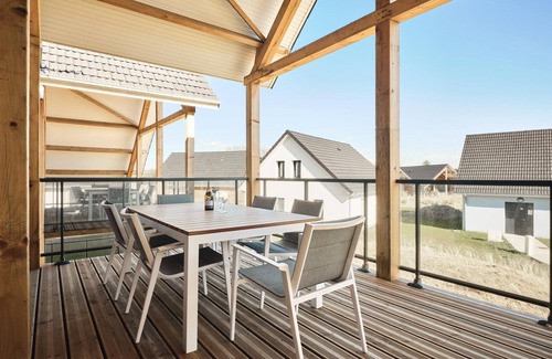 Berck-sur-Mer Apartment | Apartment in France with Garden Terrace