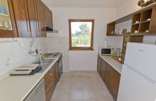 Rogac Apartment | Apartment Ina (11081-A1) - Rogac - island Solta