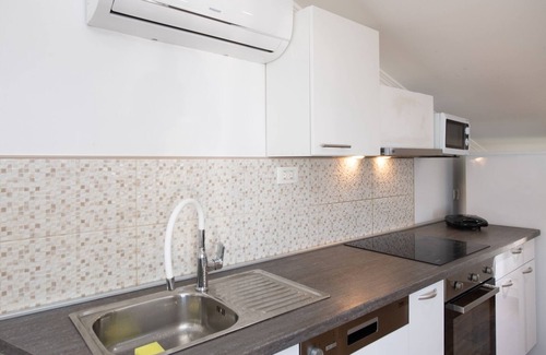 Ika Apartment | Apartment in Ika with Seaview, Balcony, Air condition, WIFI (5025-2)