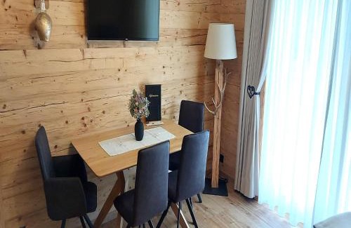 Leutasch Apartment | Apartment In Leutasch with garden