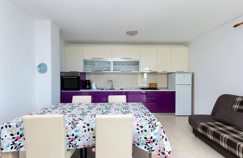 Lopar Apartment | Apartment in Lopar with Seaview, Balcony, Air condition, WIFI (4421-2)