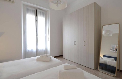Zona Zara Apartment | Apartment in Milan with 1 bedrooms sleeps 4