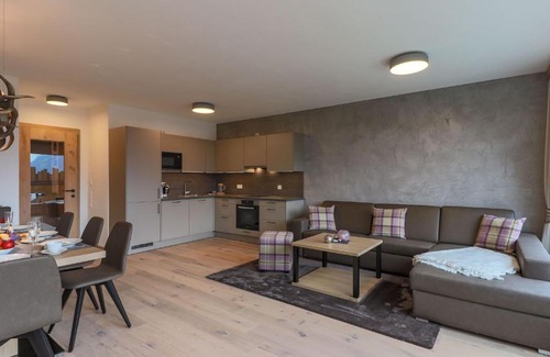 Paß Thurn Apartment | Apartment in Mittersill with a sauna